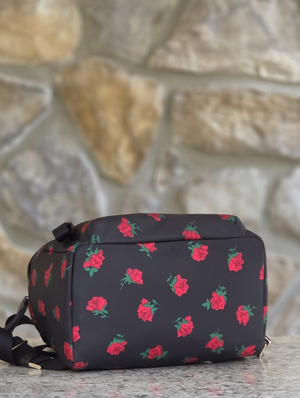 Kate Spade Chelsea Rose Toss Print Medium Backpack - Picture 4 of 8